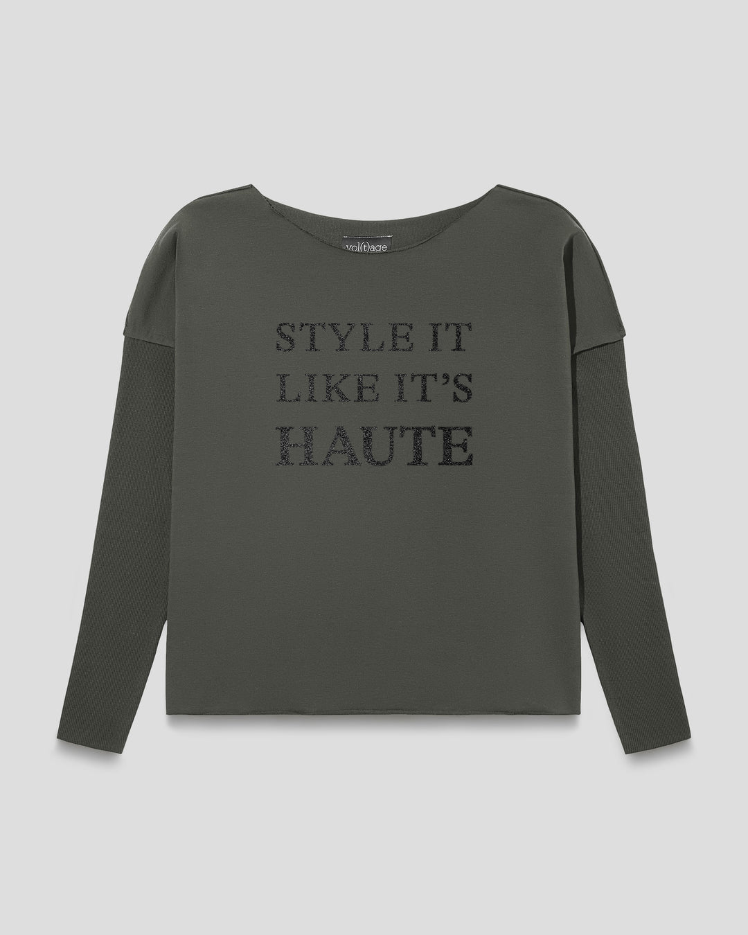 STYLE IT LIKE IT'S HAUTE relaxed smart-shirt