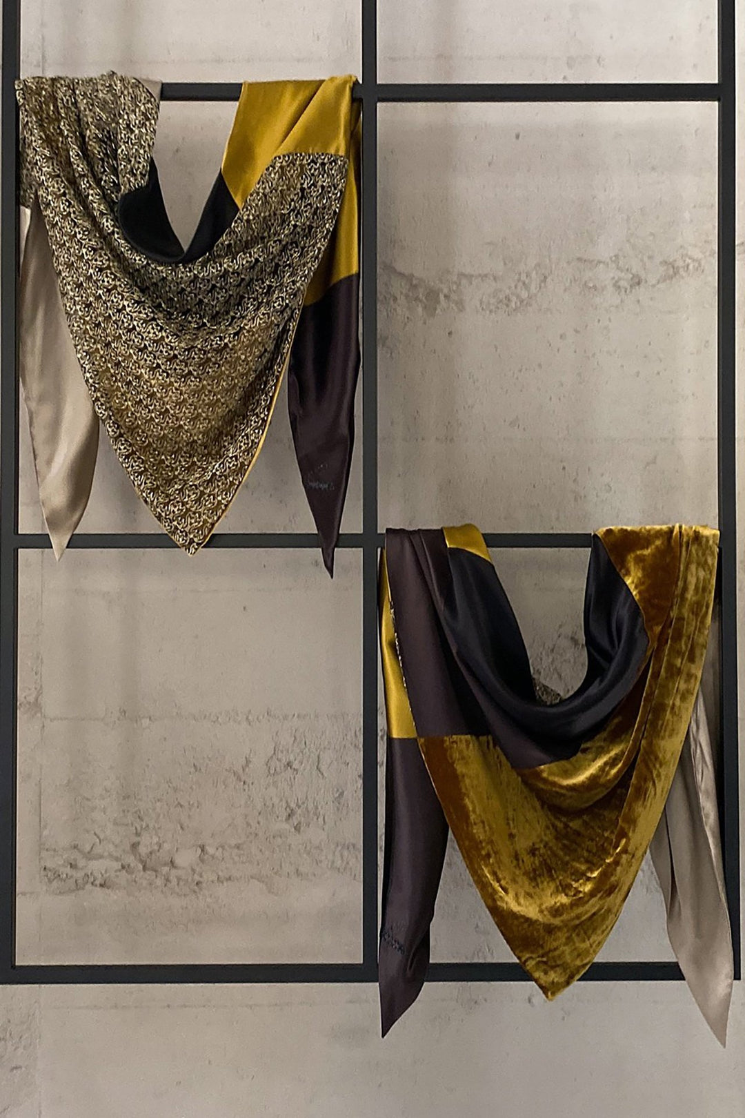 L'ALCHIMISTE v-neck