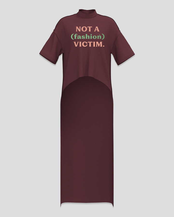 NOT A (FASHION) VICTIM long train smart-tee
