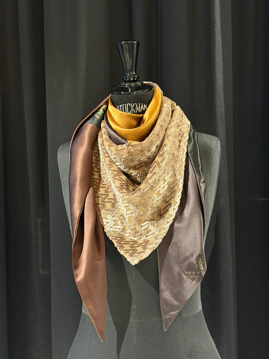 CENDRILLON v-neck 2.0