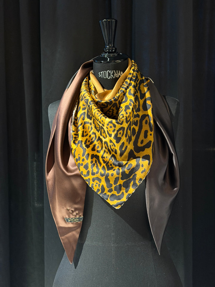 Wild Thing v-neck 2.0