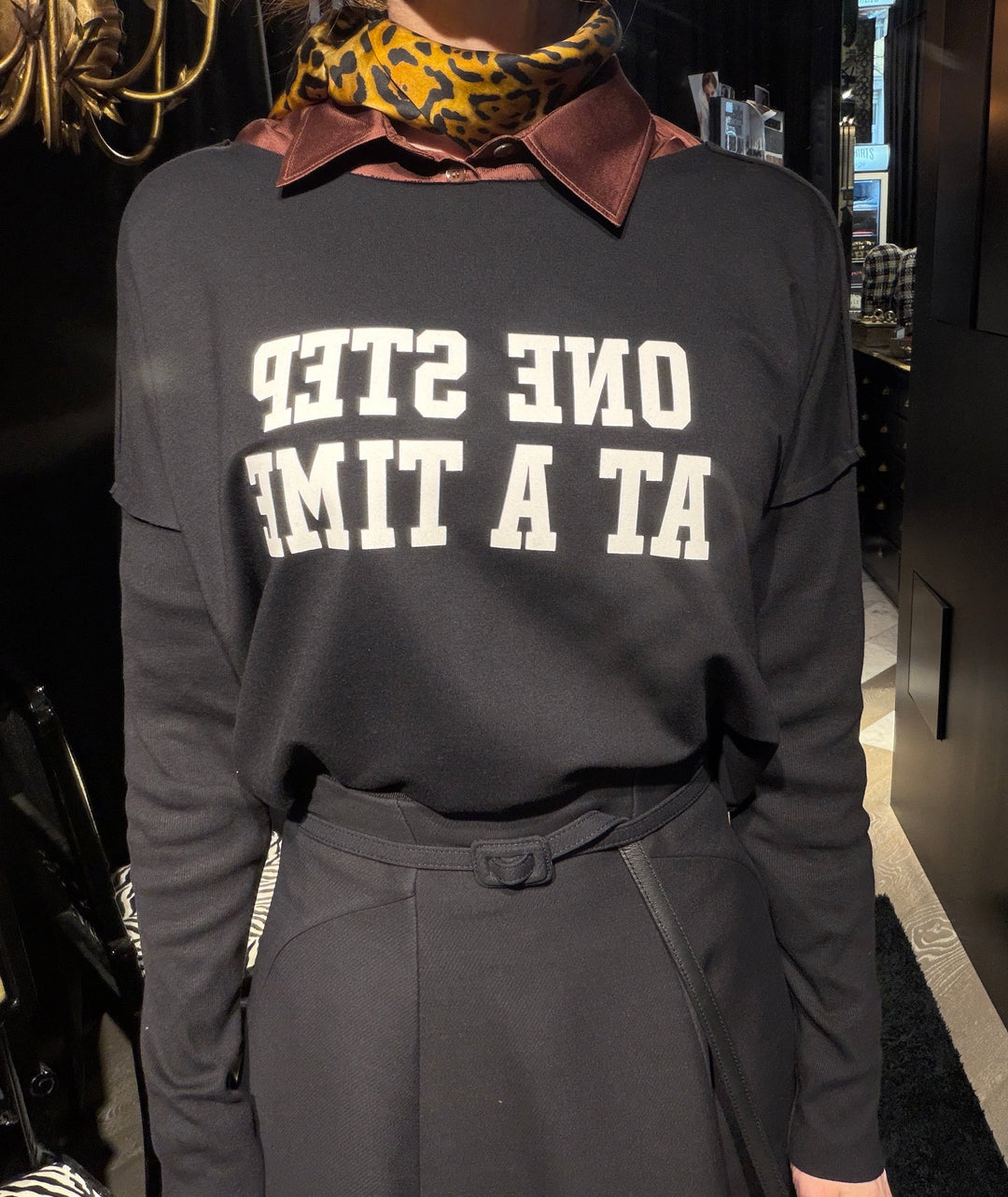 ONE STEP AT A TIME relaxed smart-shirt