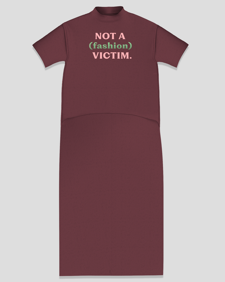 NOT A (FASHION) VICTIM long train smart-tee