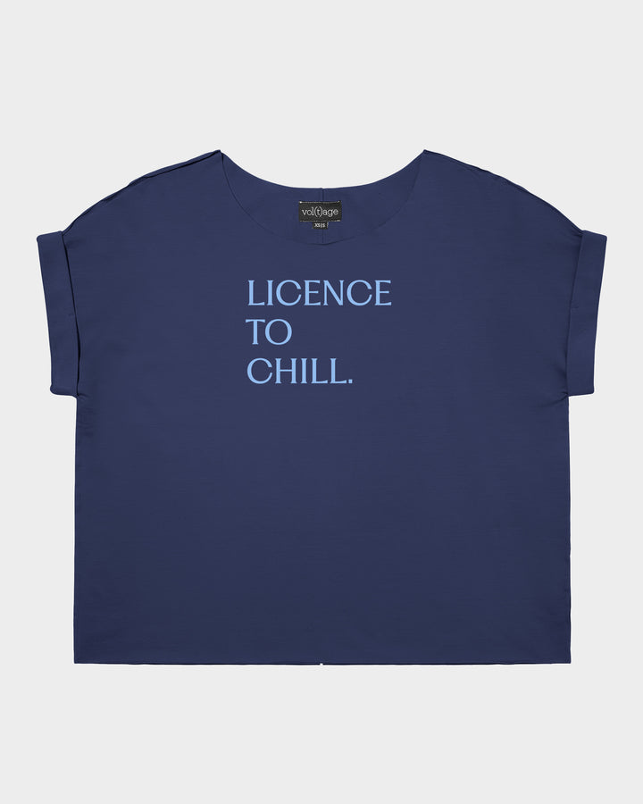Licence to CHILL relaxed smart-tee