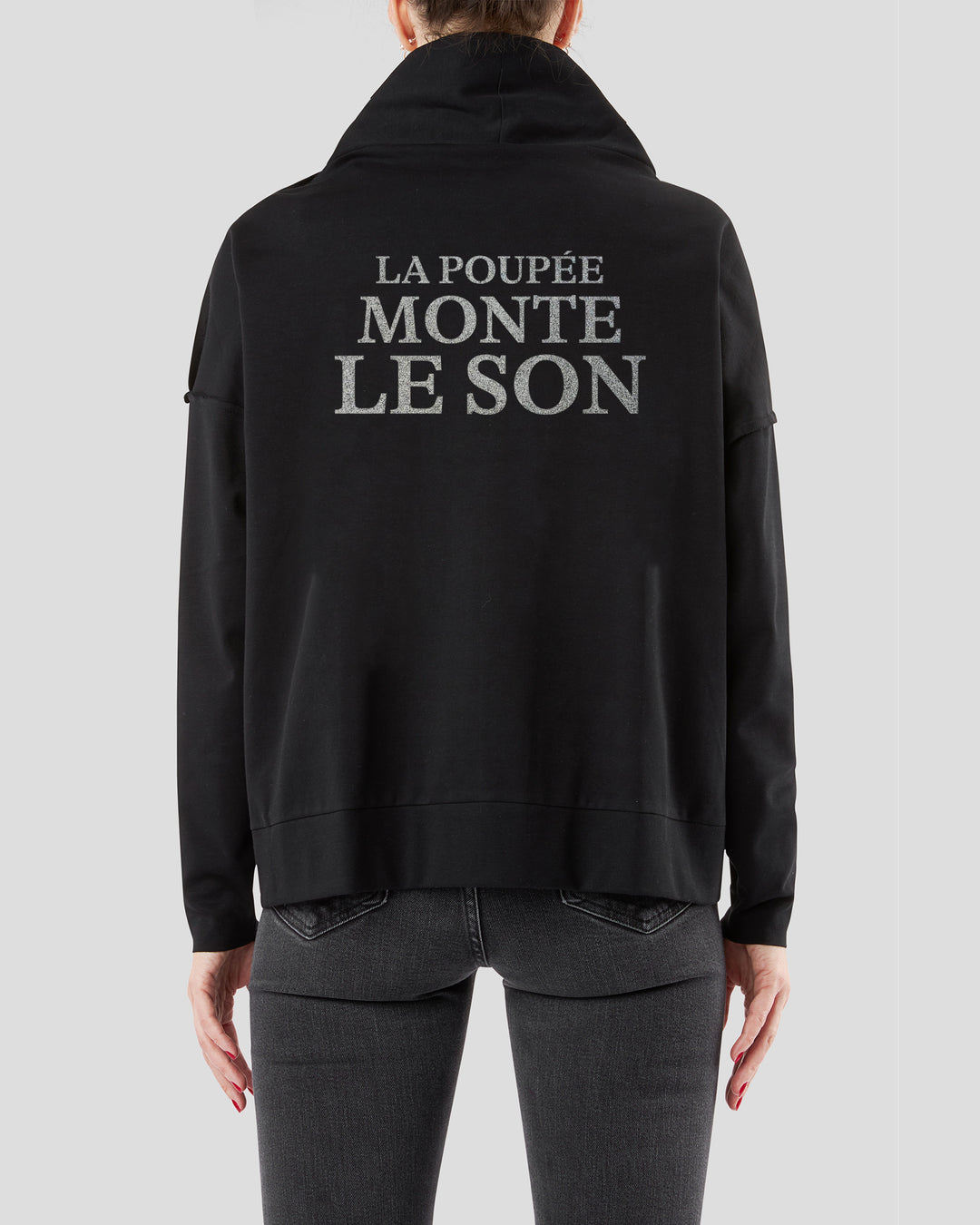 LA POUPEE MONTE LE SON smart-cardie