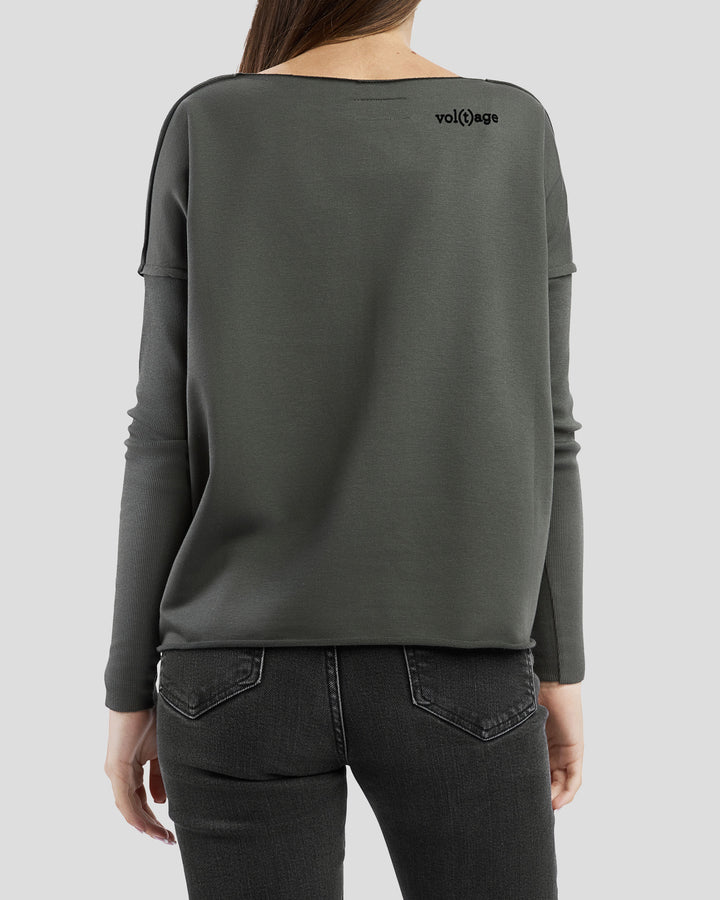 THE ONE (AND ONLY) relaxed smart-shirt
