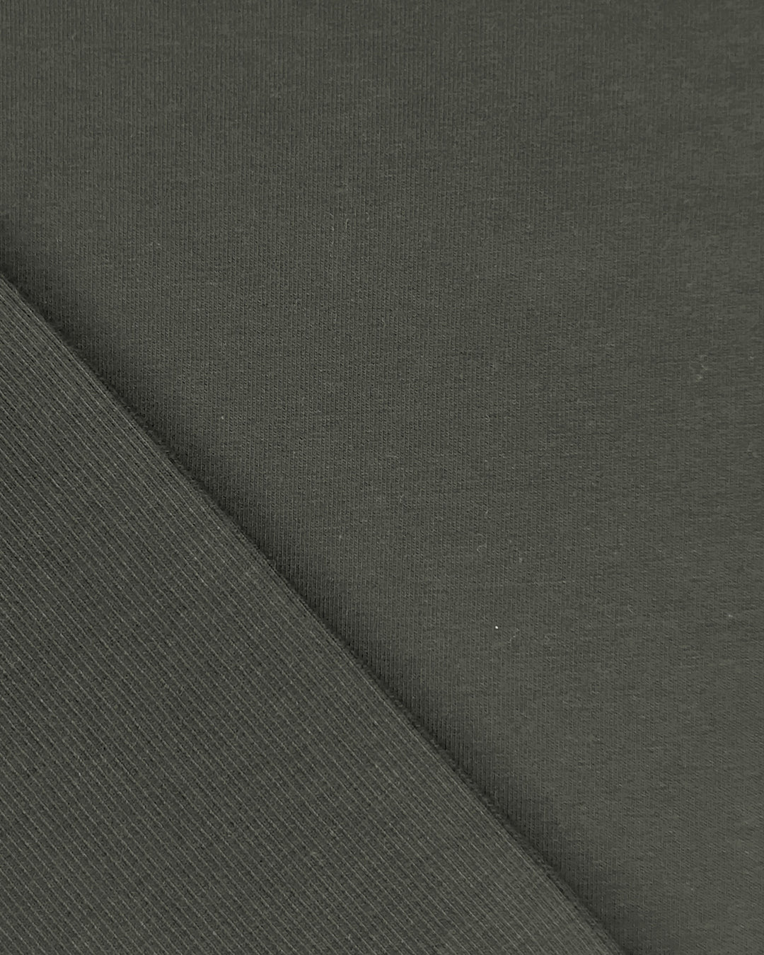 THE ONE (AND ONLY) relaxed smart-shirt