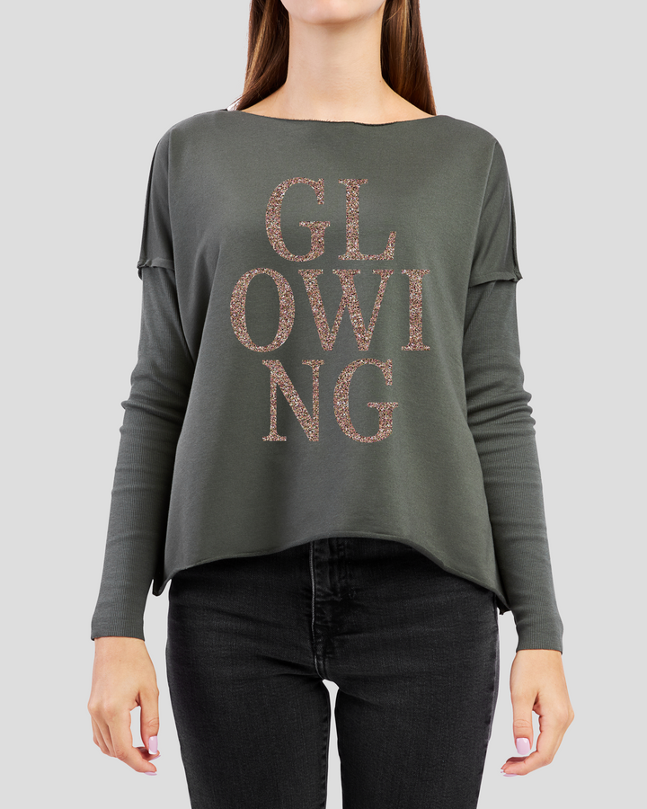 GLOWING relaxed smart-shirt