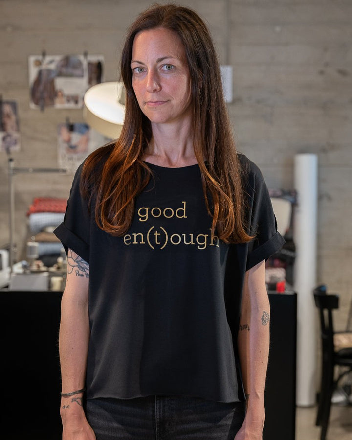 GOOD EN(T)OUGH relaxed smart-tee