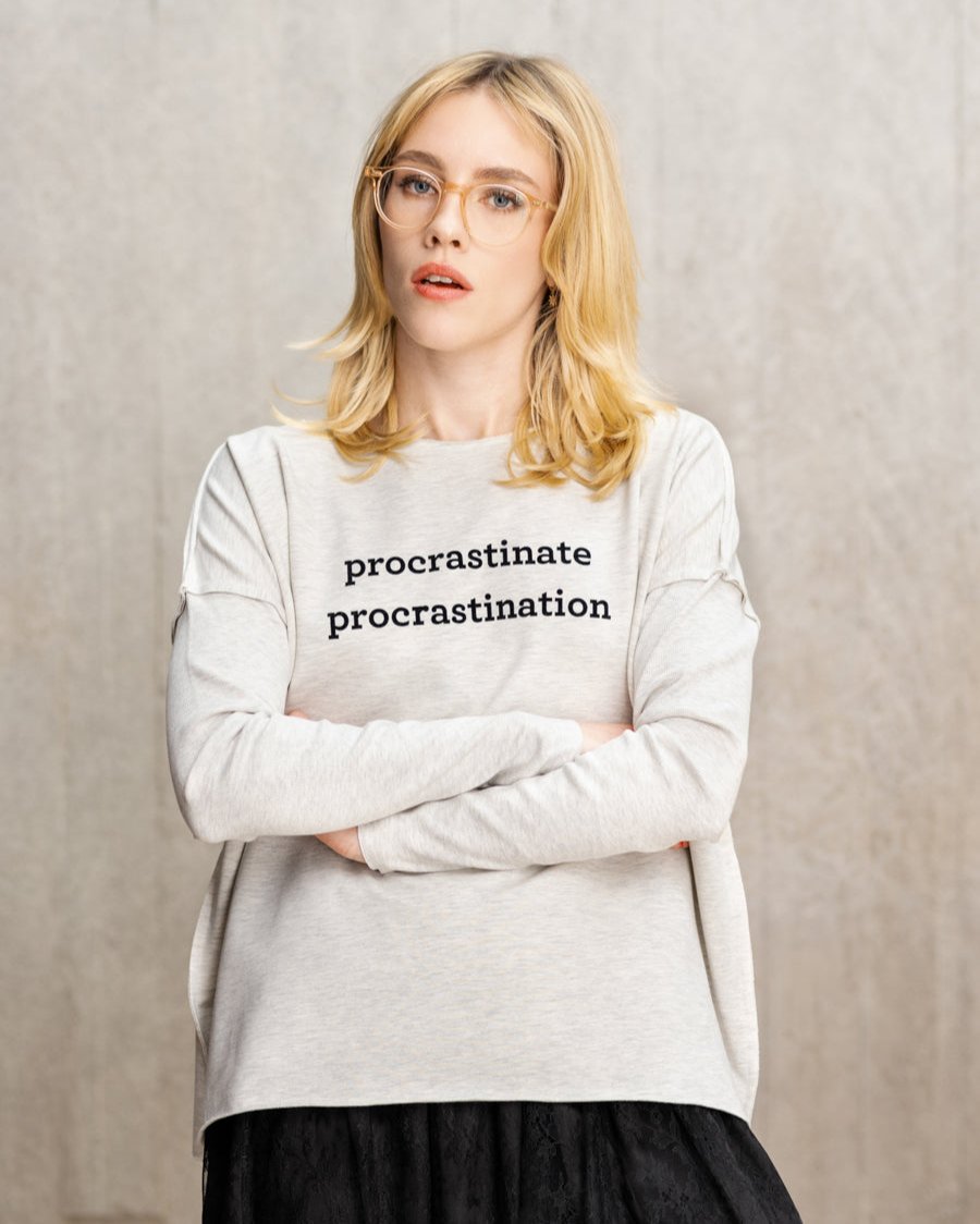 PROCRASTINATE PROCRASTINATION relaxed smart-shirt