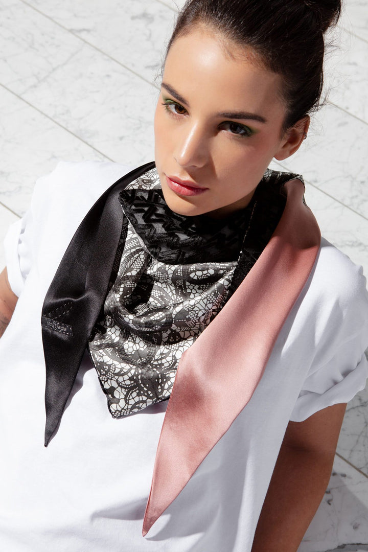 SNAKE ROYALE baby v-neck