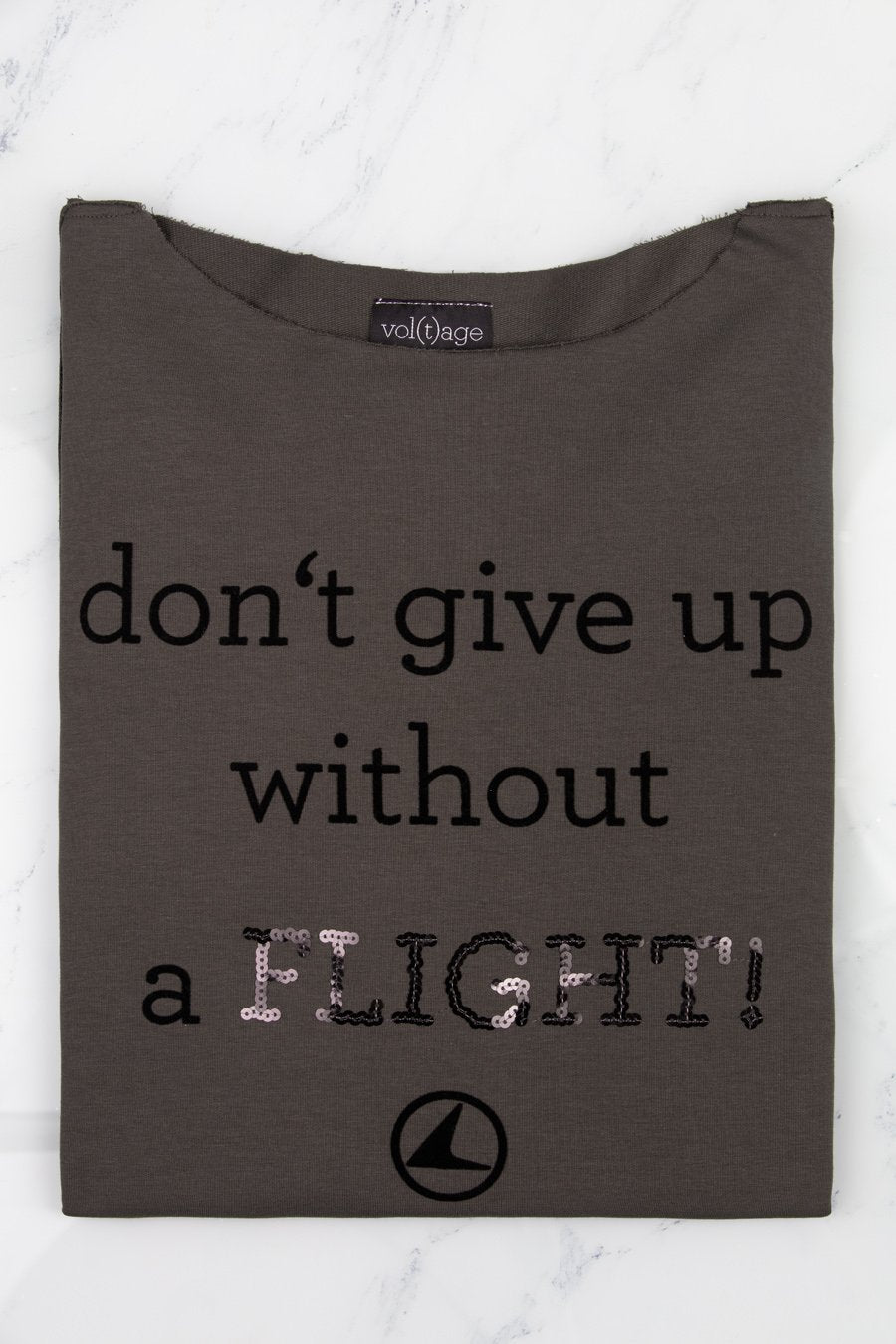 DON'T GIVE UP WITHOUT A FLIGHT relaxed smart-shirt