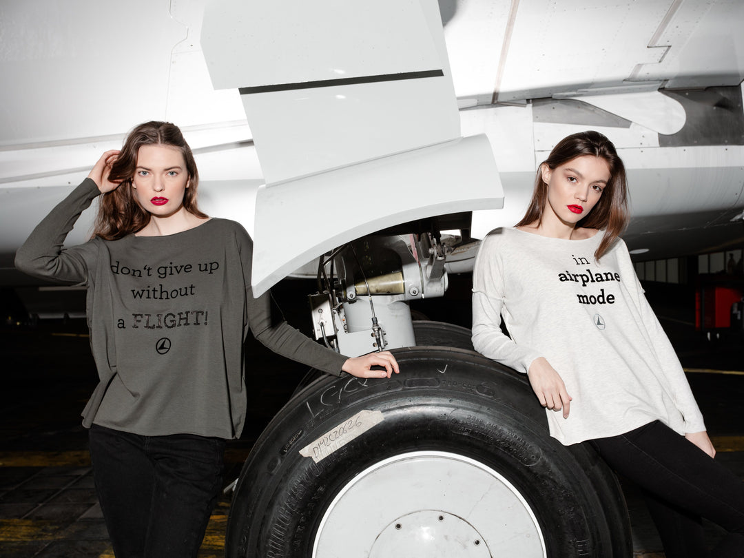 DON'T GIVE UP WITHOUT A FLIGHT relaxed smart-shirt