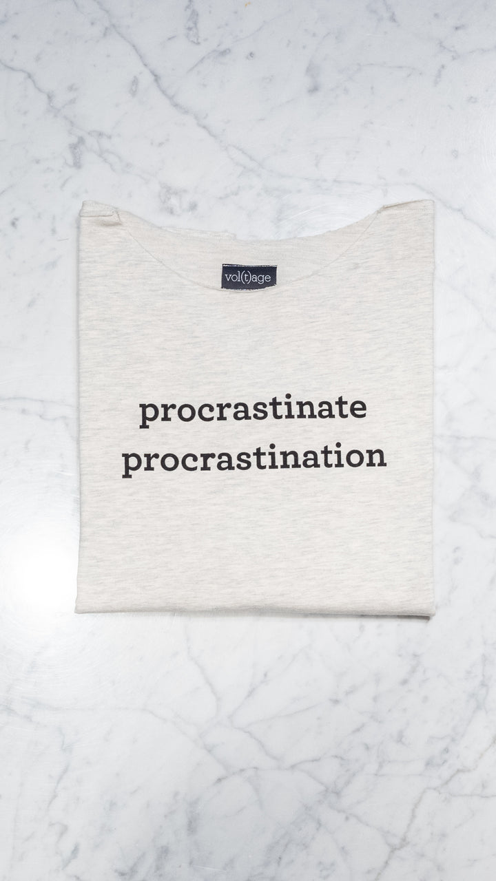 PROCRASTINATE PROCRASTINATION relaxed smart-shirt