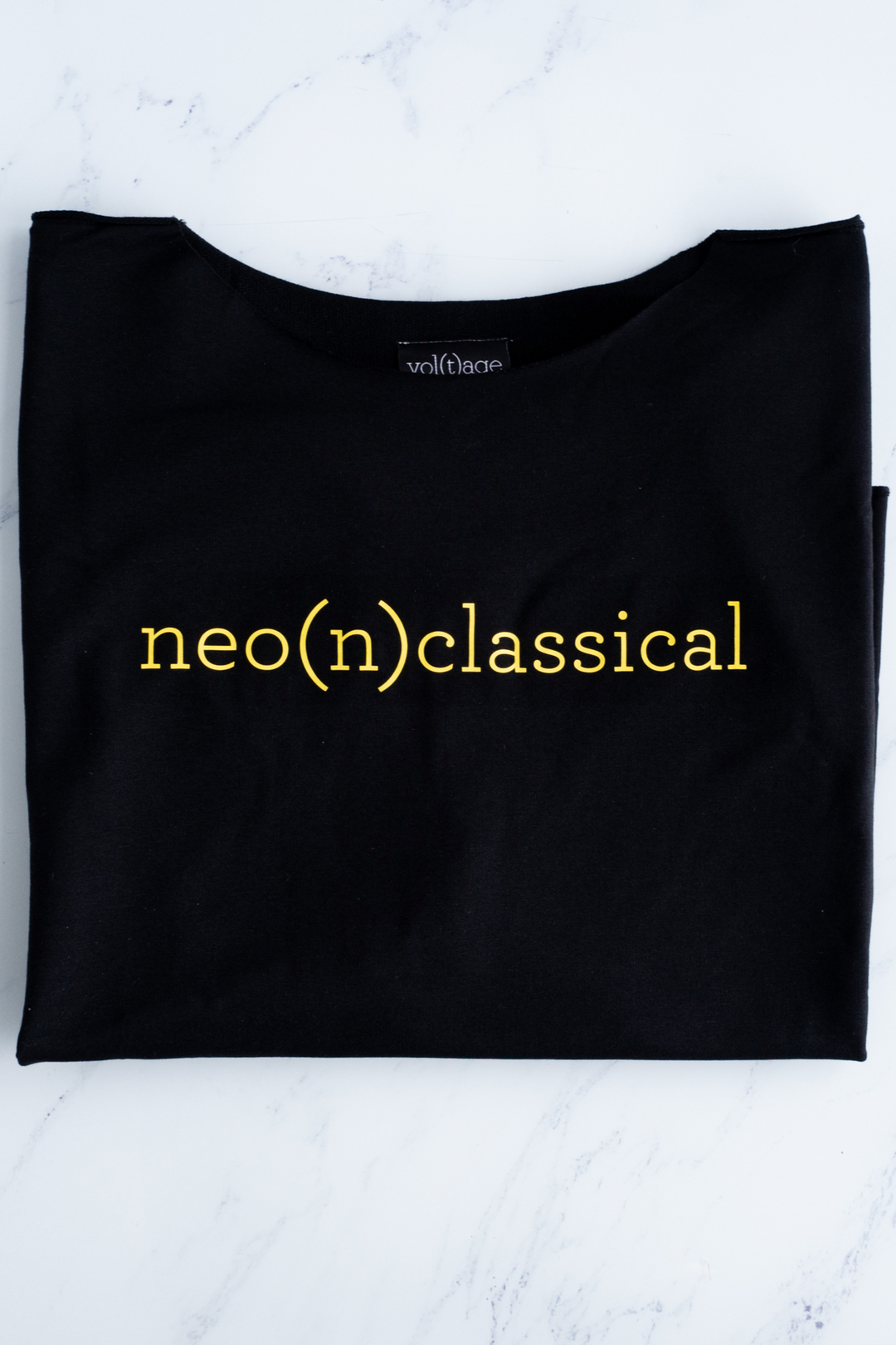 NEO(N)CLASSICAL relaxed smart-shirt