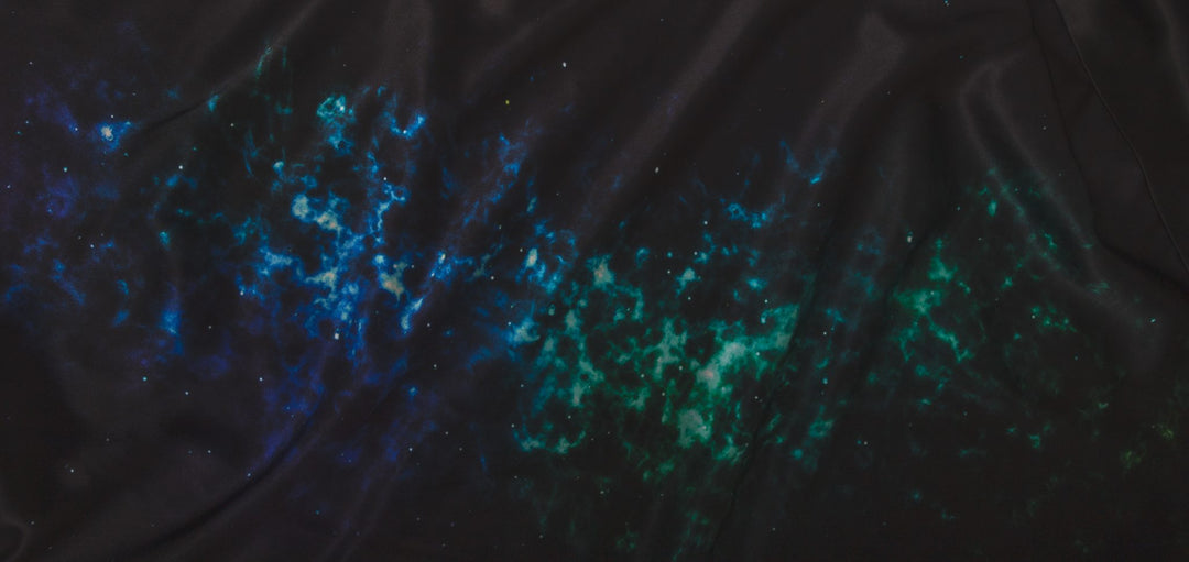 COSMIC GIRL v-neck