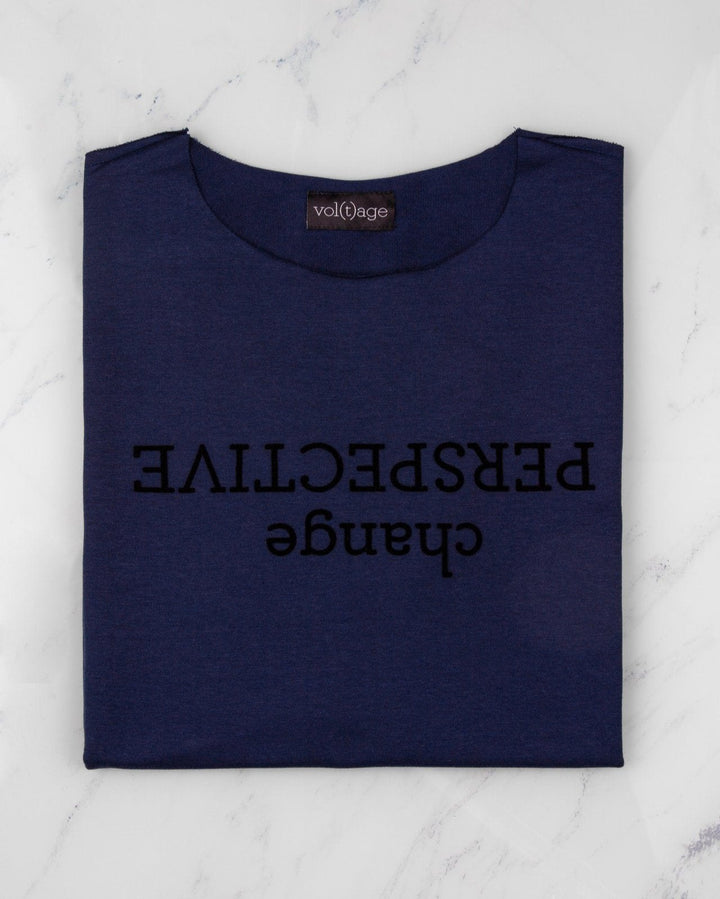 CHANGE PERSPECTIVE boyfriend smart-tee