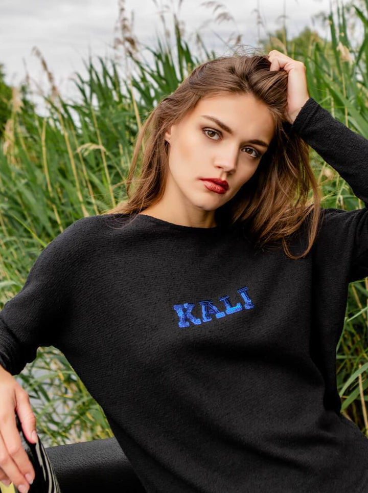 KALI - HAS YOUR BACK sweater