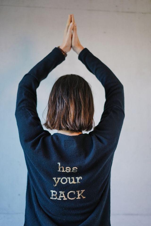 LAKSHMI - HAS YOUR BACK sweater